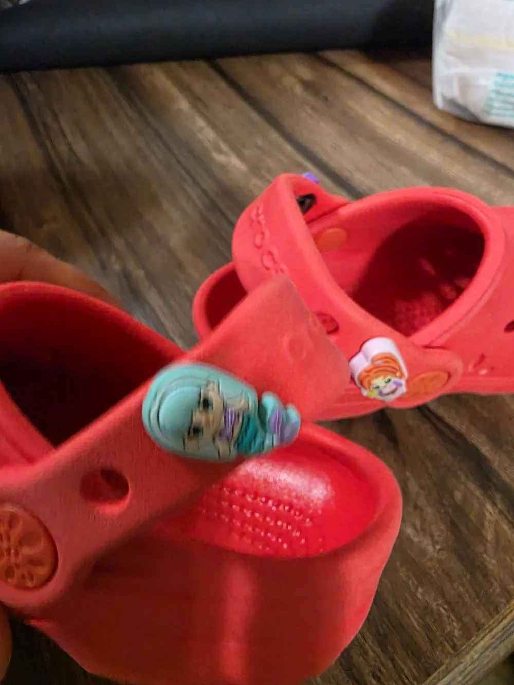 Girls Red Crocs With 3 Crocs Charms